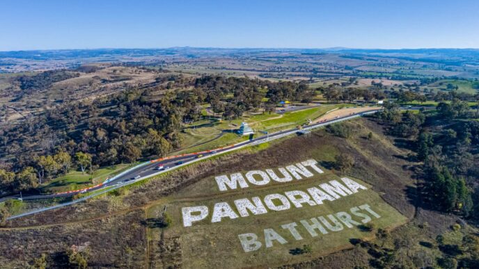 watch bathurst 1000 in nz